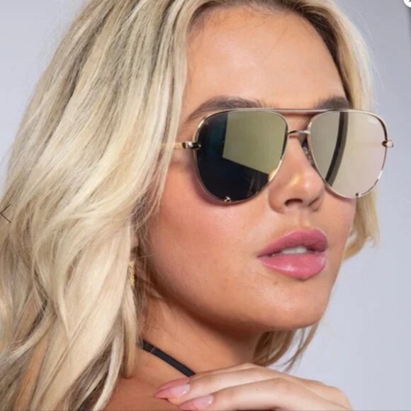 Quay Australia High Key Gold Frame Gold Mirror Lens Oversized Aviator Sunglasses - Picture 2 of 16